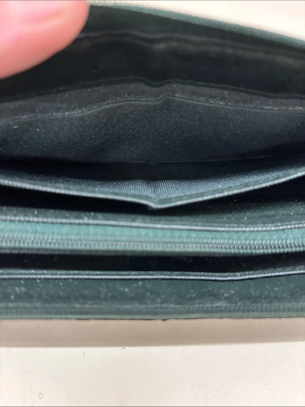 Classic Zip Wallet in Deep Green